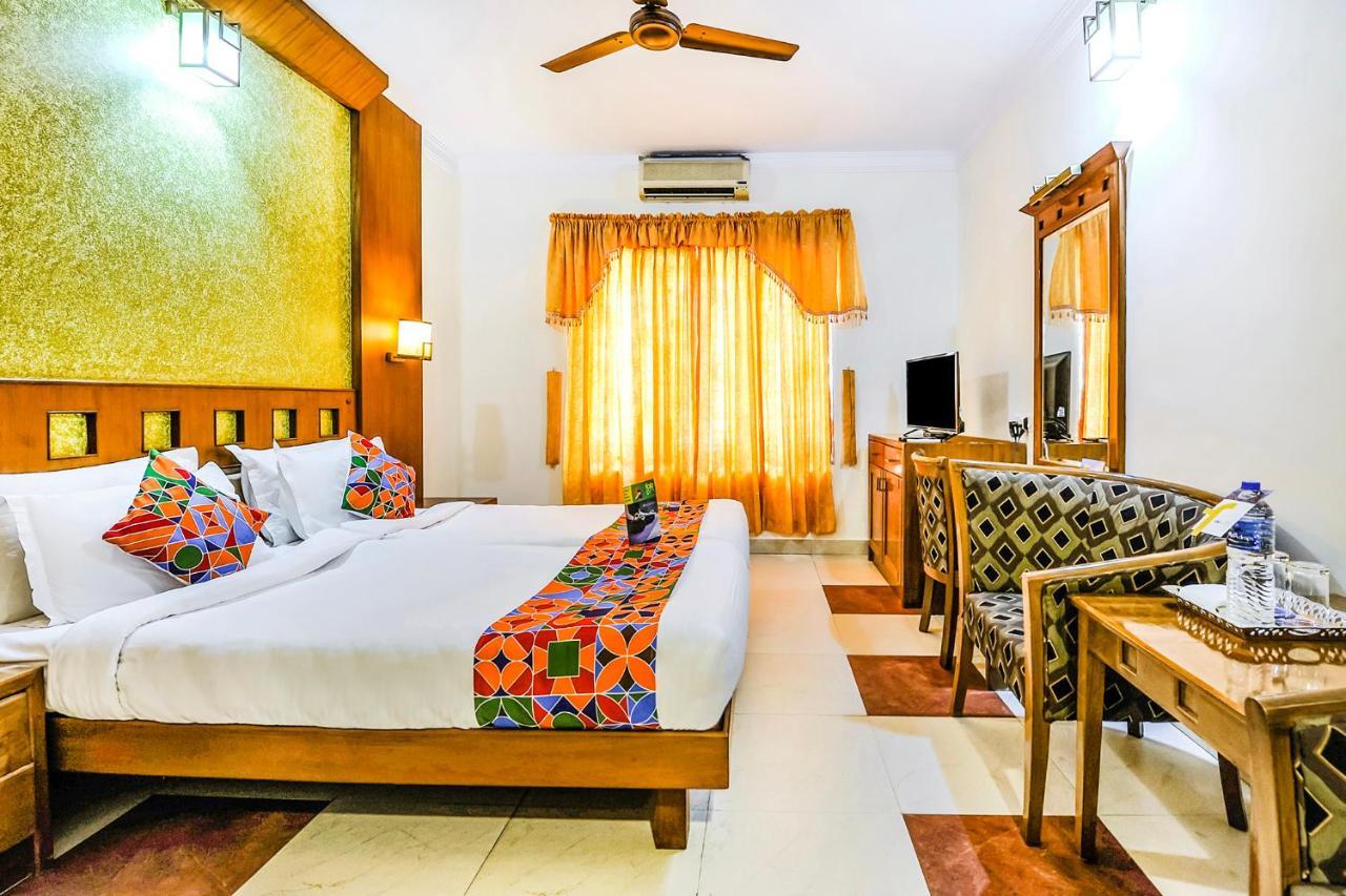 Fabhotel Kangappadan Residency Ramavarmapuram Thrissur Kültér fotó
